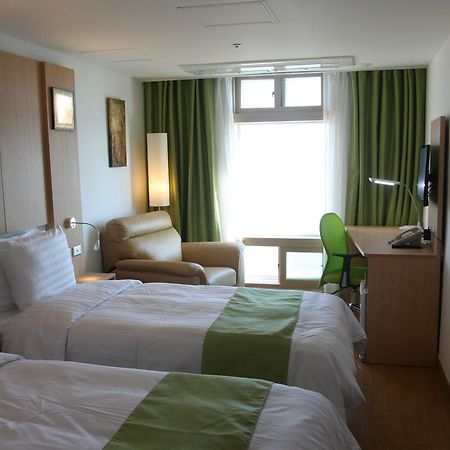 Gunsan Apple Tree Hotel Esterno foto