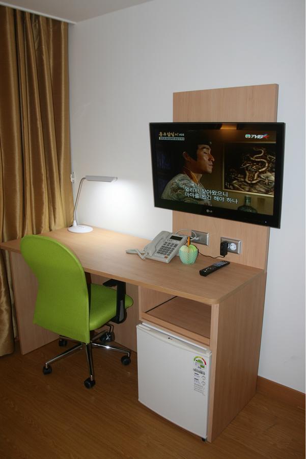 Gunsan Apple Tree Hotel Esterno foto