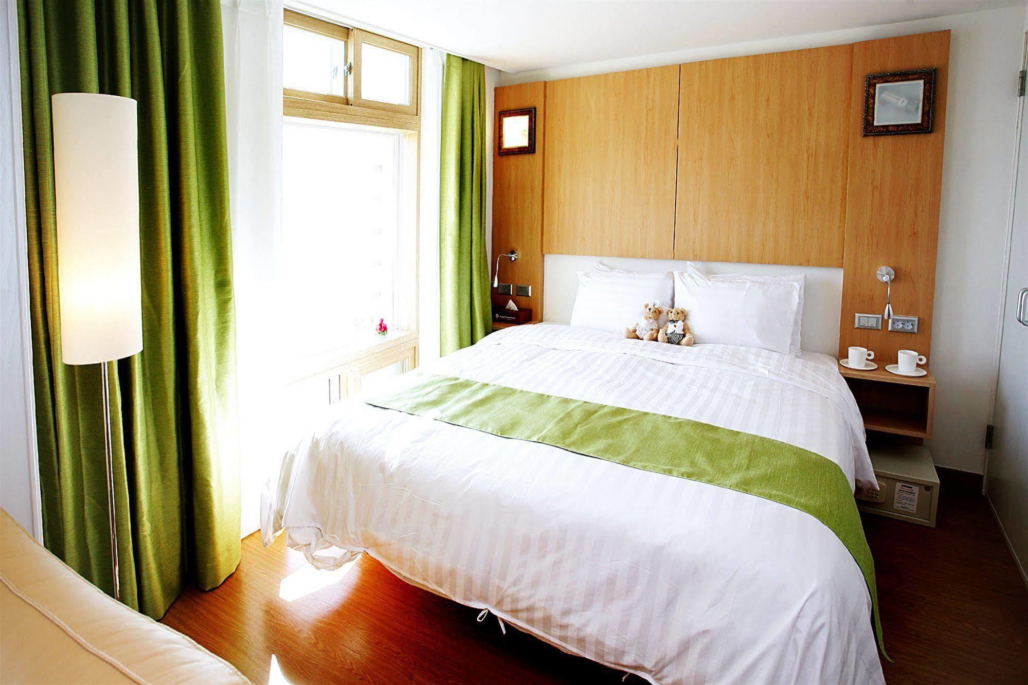 Gunsan Apple Tree Hotel Esterno foto